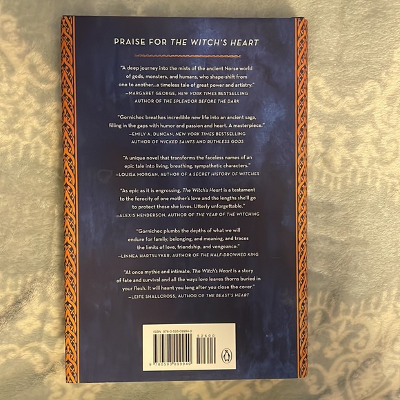 Book - The Witch’s Heart by Genevieve Gorniche - Picture 2 of 4